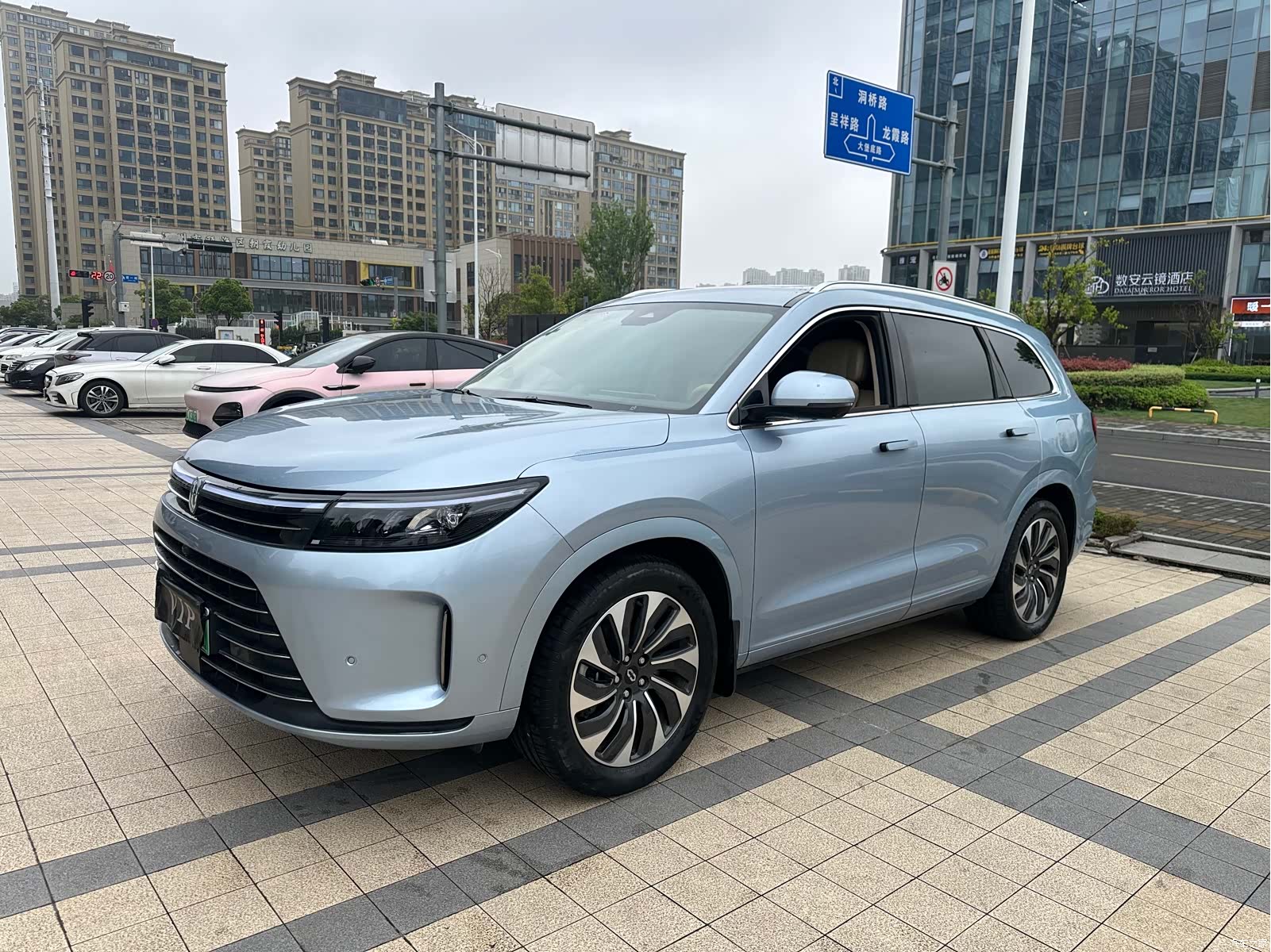 AITO M7, 2023 3
