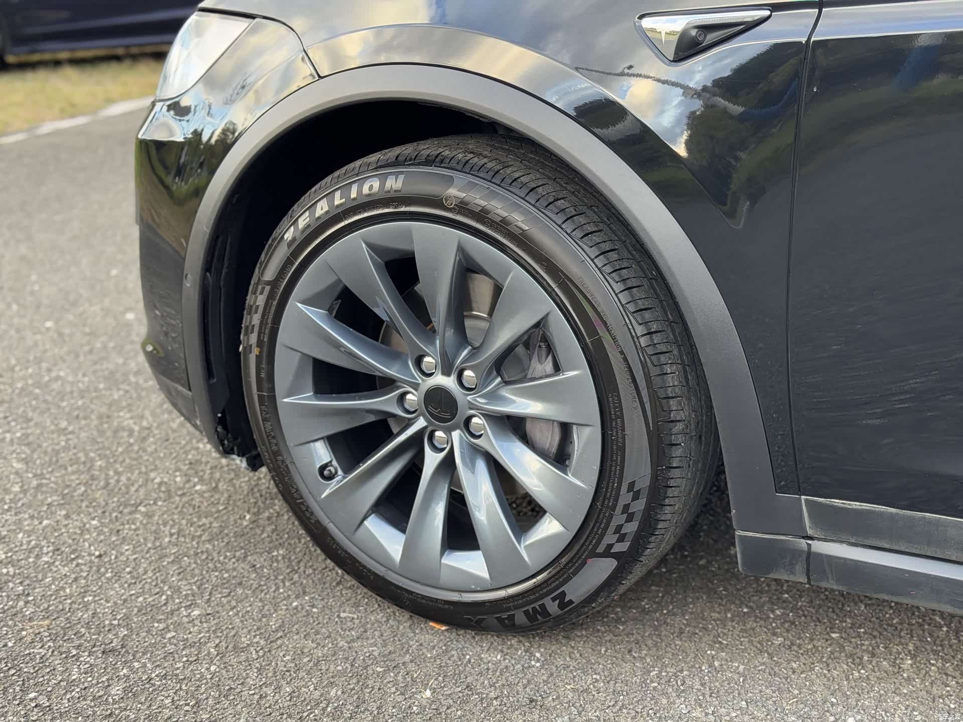 Tesla Model X, 2018 6