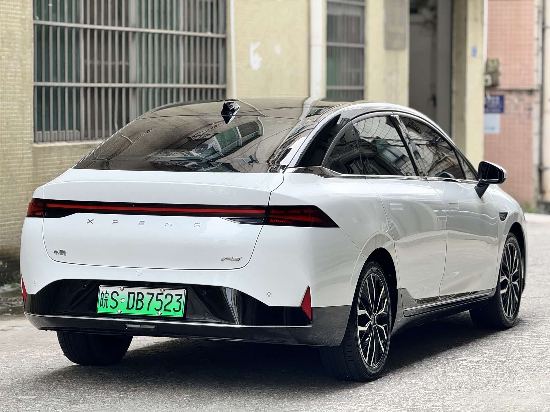 Xpeng P5, 2022 15
