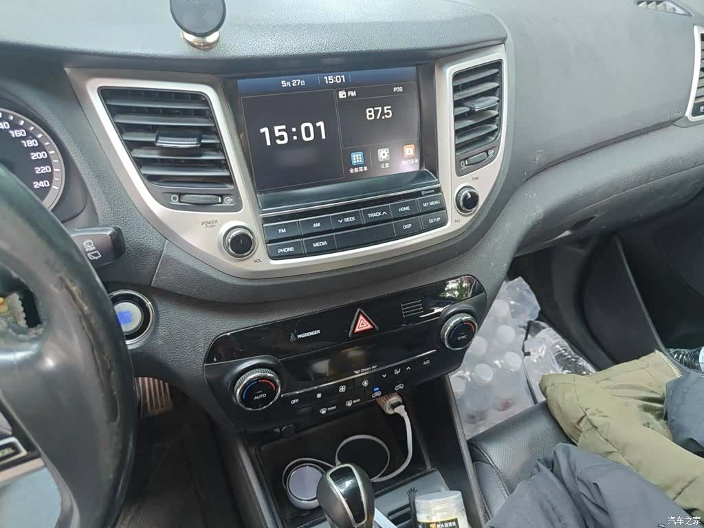 Hyundai Tucson, 2015 6