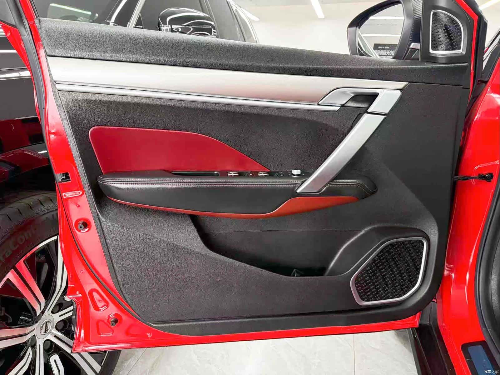 Geely Coolray, 2021 10