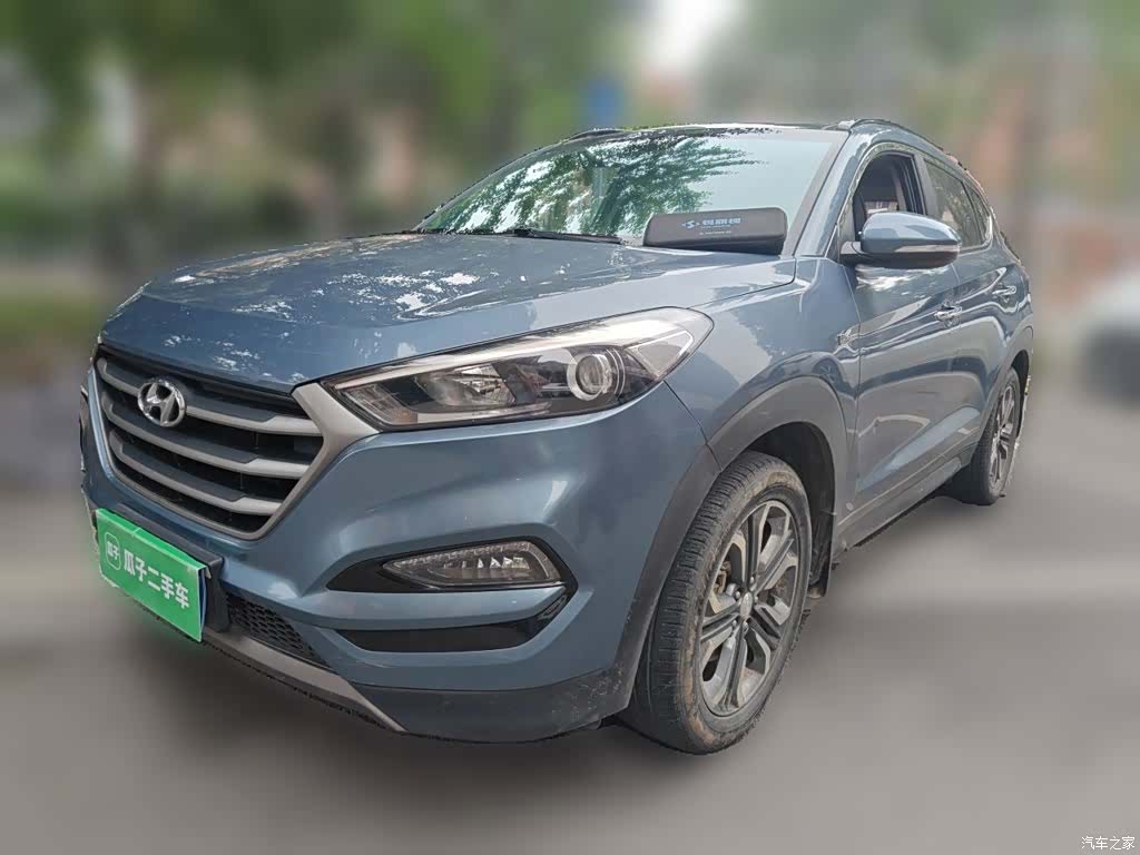 Hyundai Tucson, 2015 1