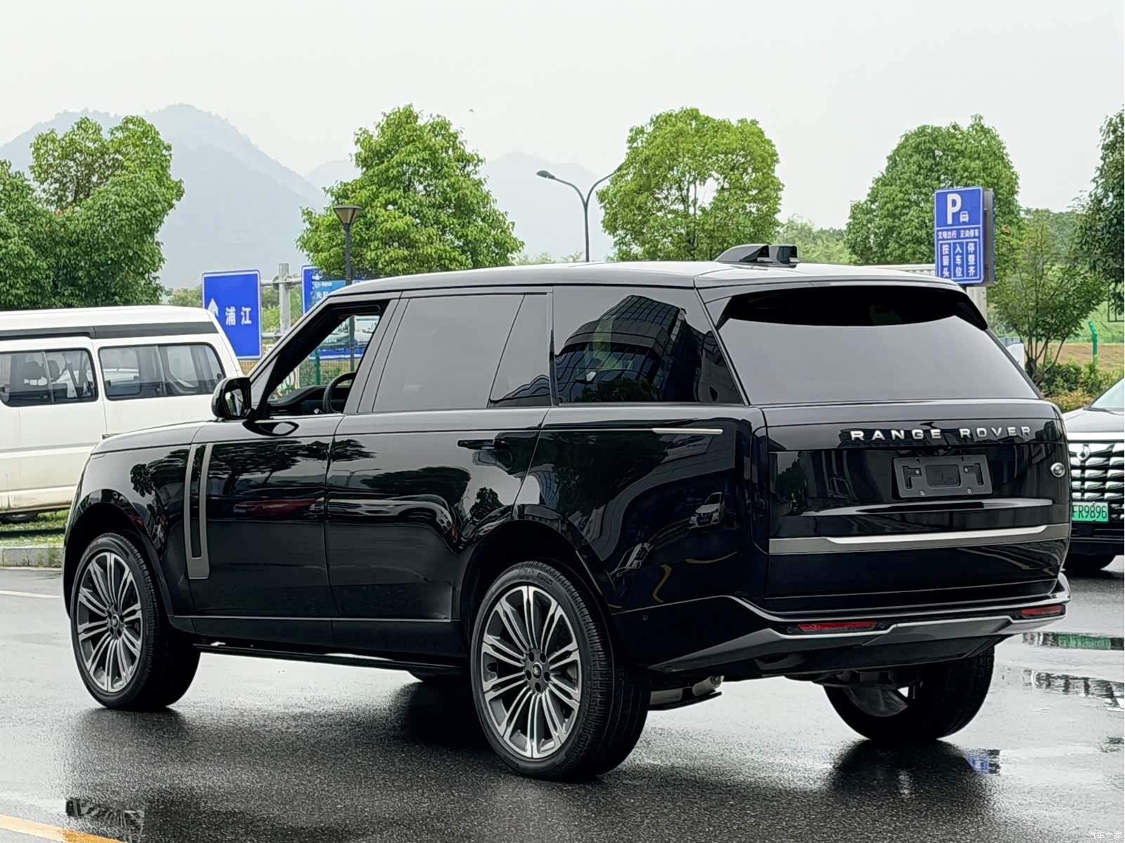 Land Rover Range Rover, 2026 4
