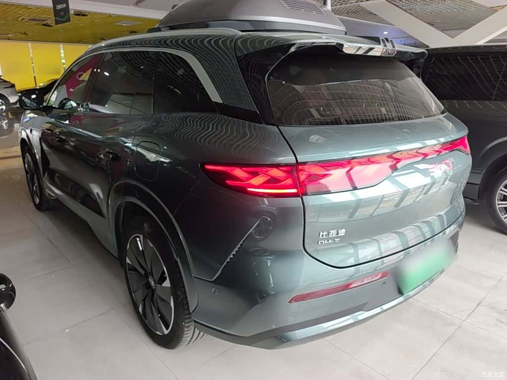 BYD Tang, 2025 все фото