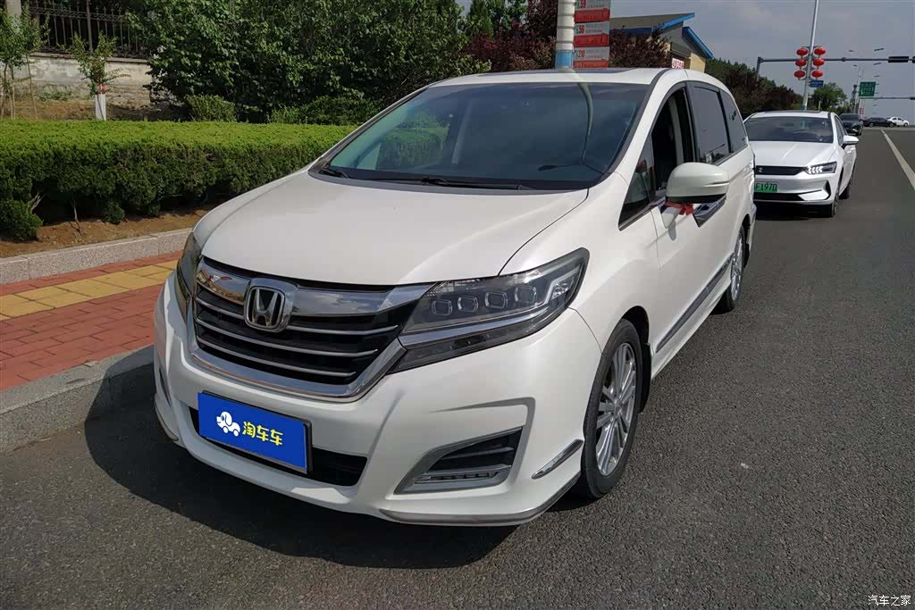 Honda Elysion, 2017 1