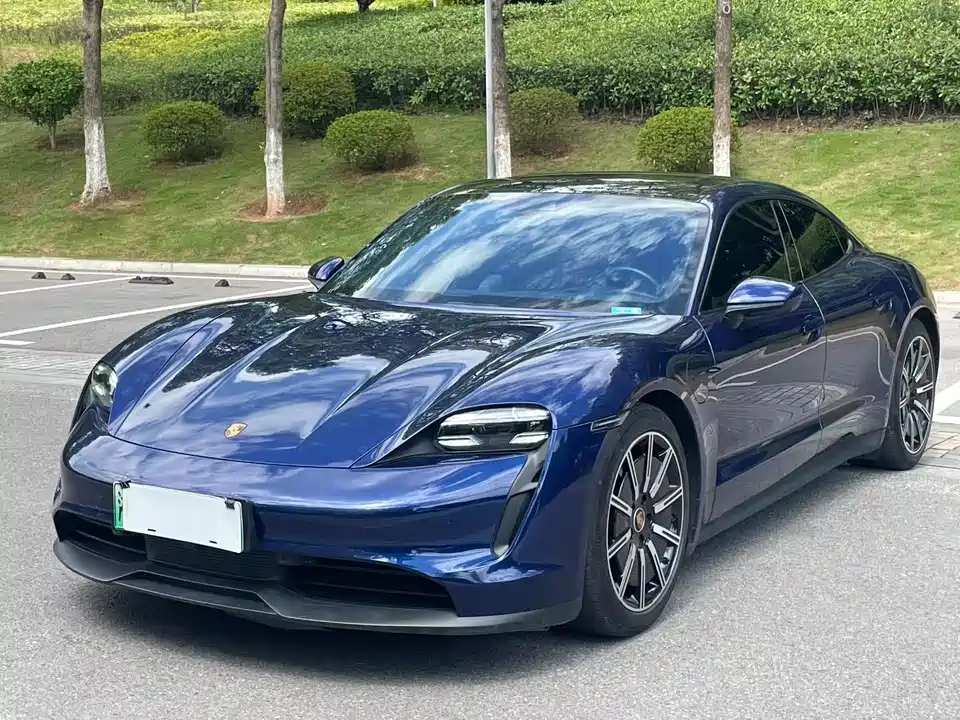 Porsche Taycan