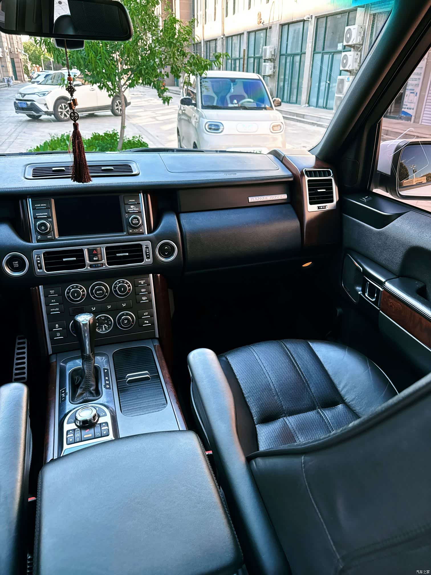 Land Rover Range Rover, 2013 10
