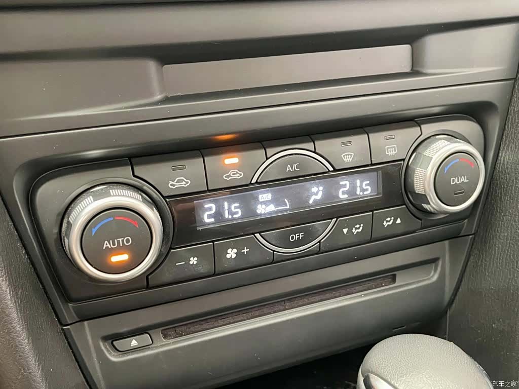Mazda Mazda3, 2018 10