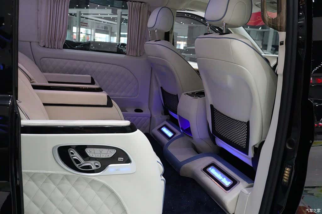 Mercedes-Benz 7, 2021 9