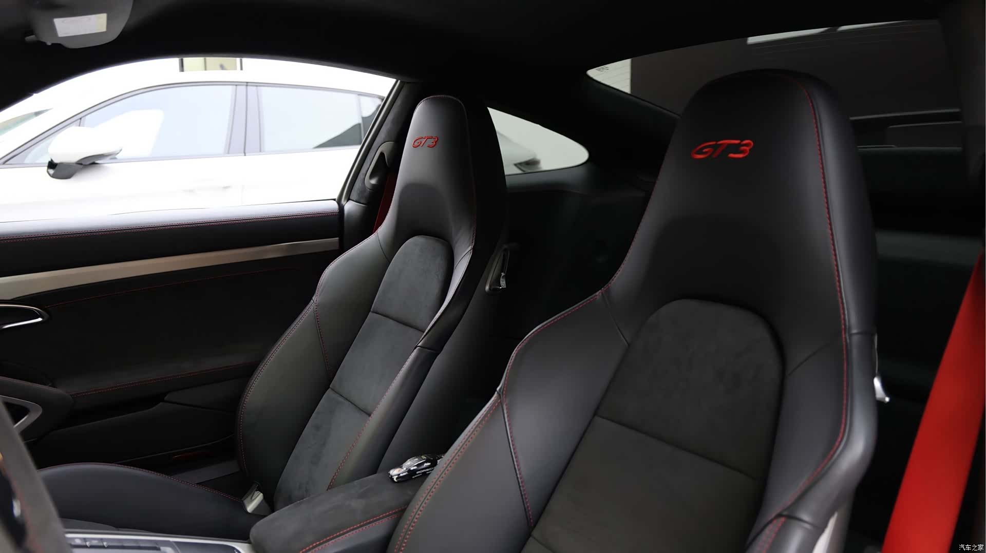Porsche 911, 2019 18