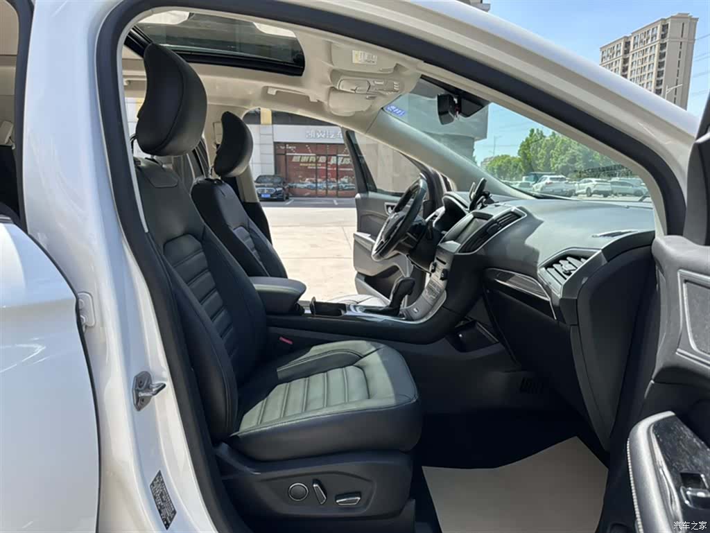 Ford Edge, 2015 24