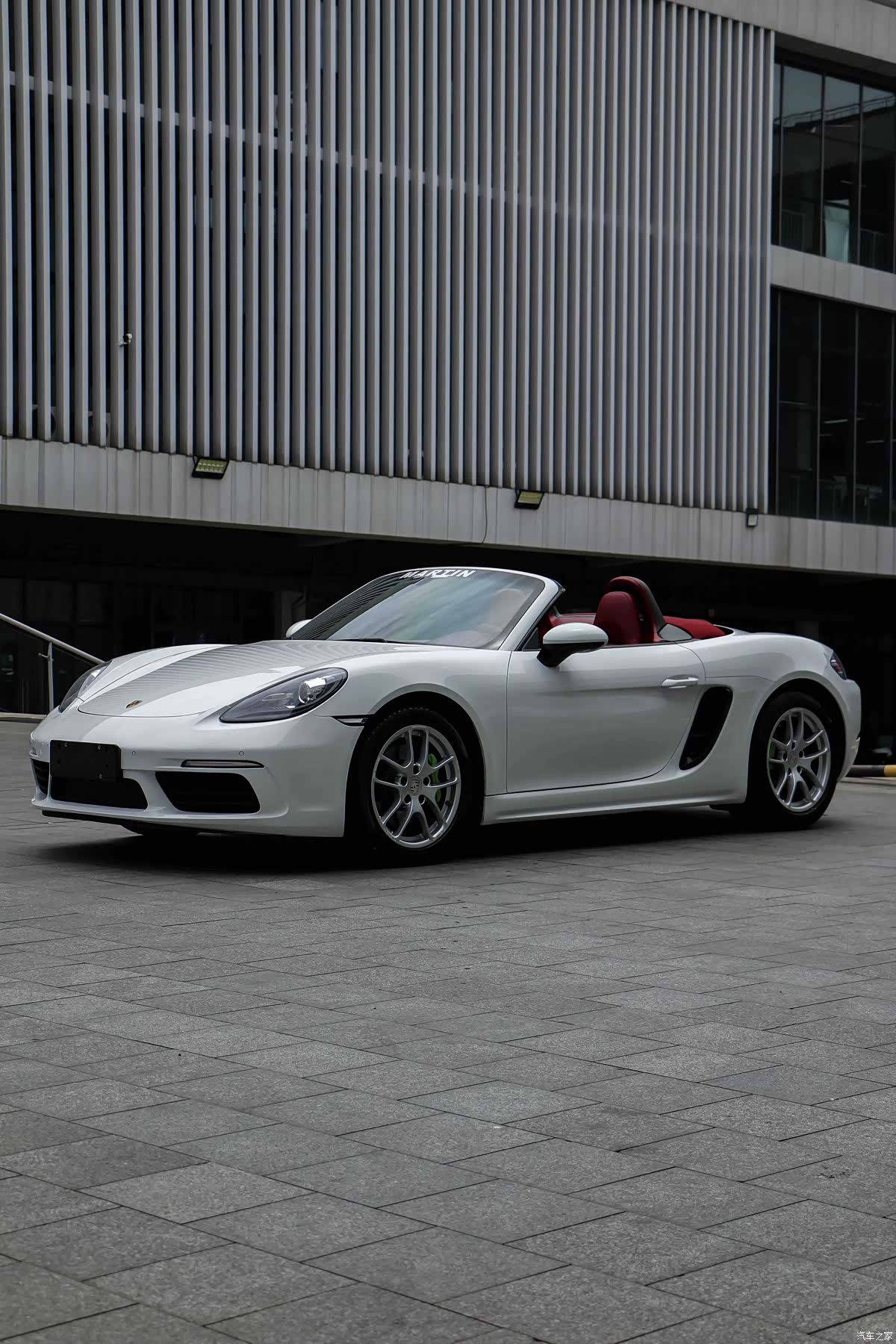 Porsche Boxster, 2017 1