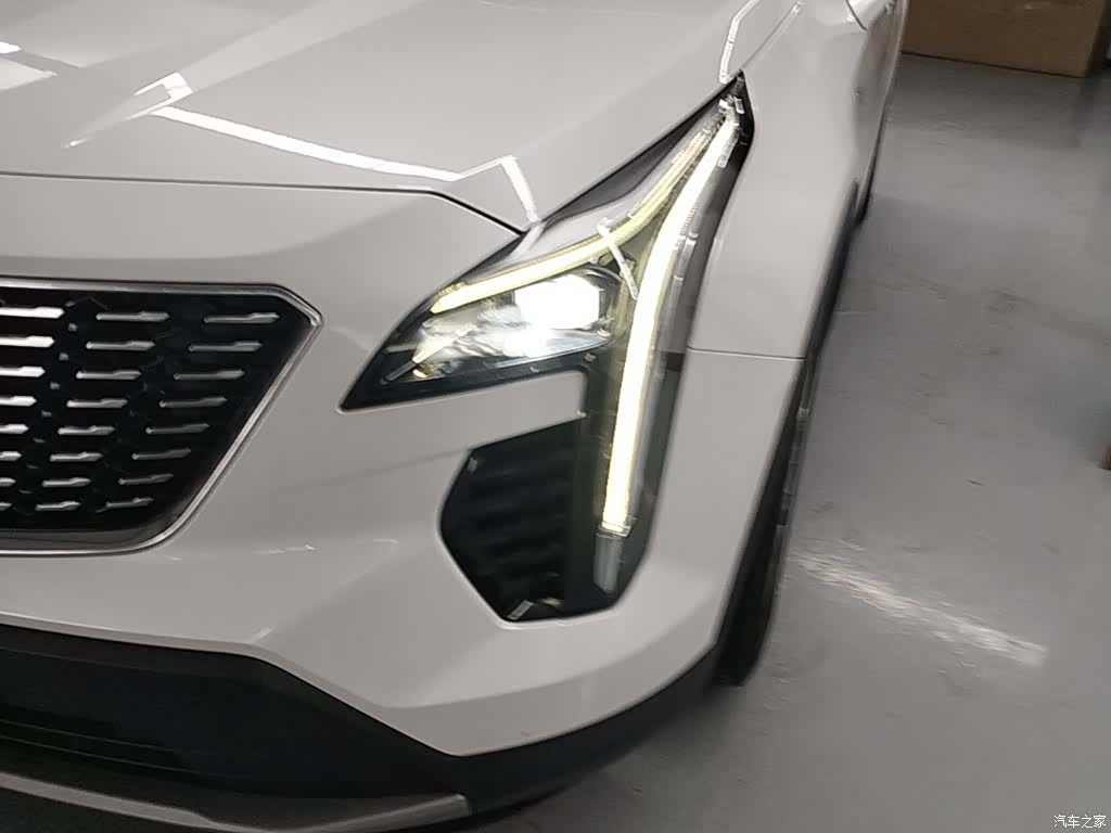 Cadillac XT4, 2021 24