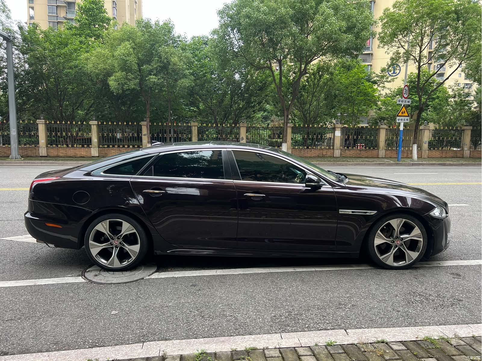 Jaguar XJ, 2014 12