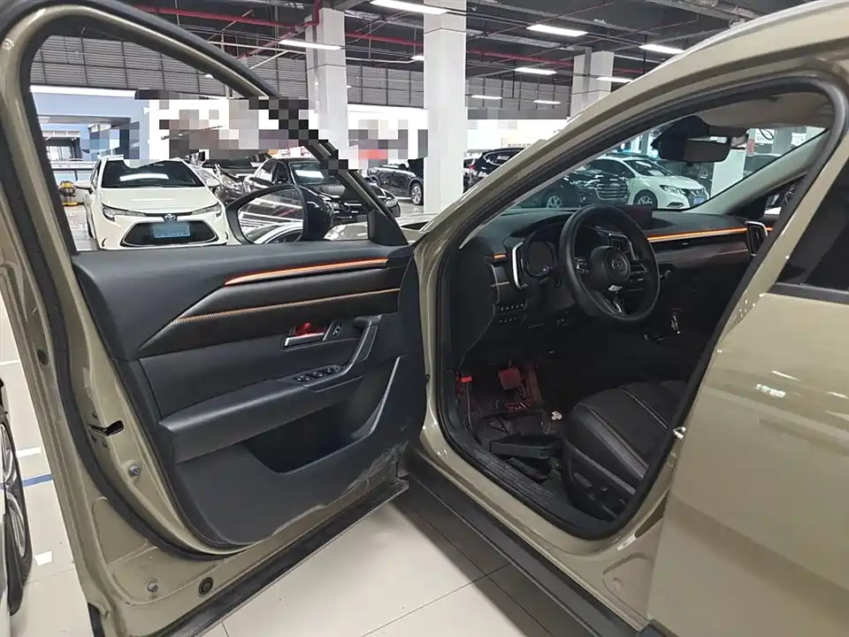 Mazda CX-50 line also