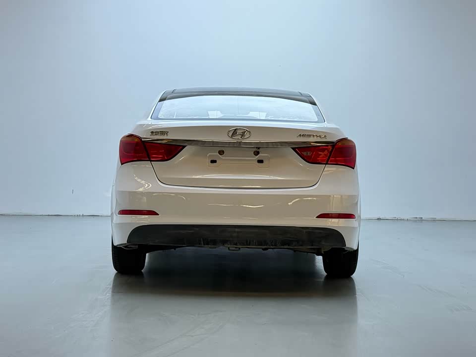 Hyundai Name picture