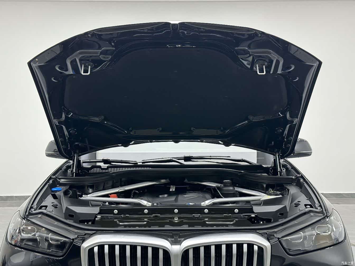 BMW X5, 2026 27