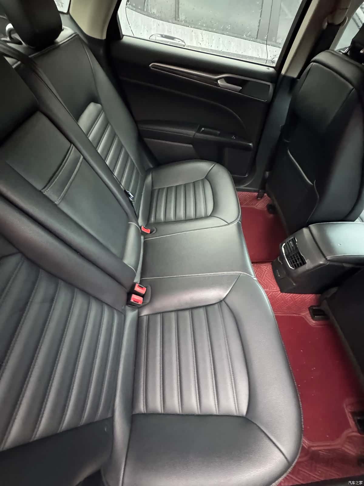 Ford Mondeo, 2020 10