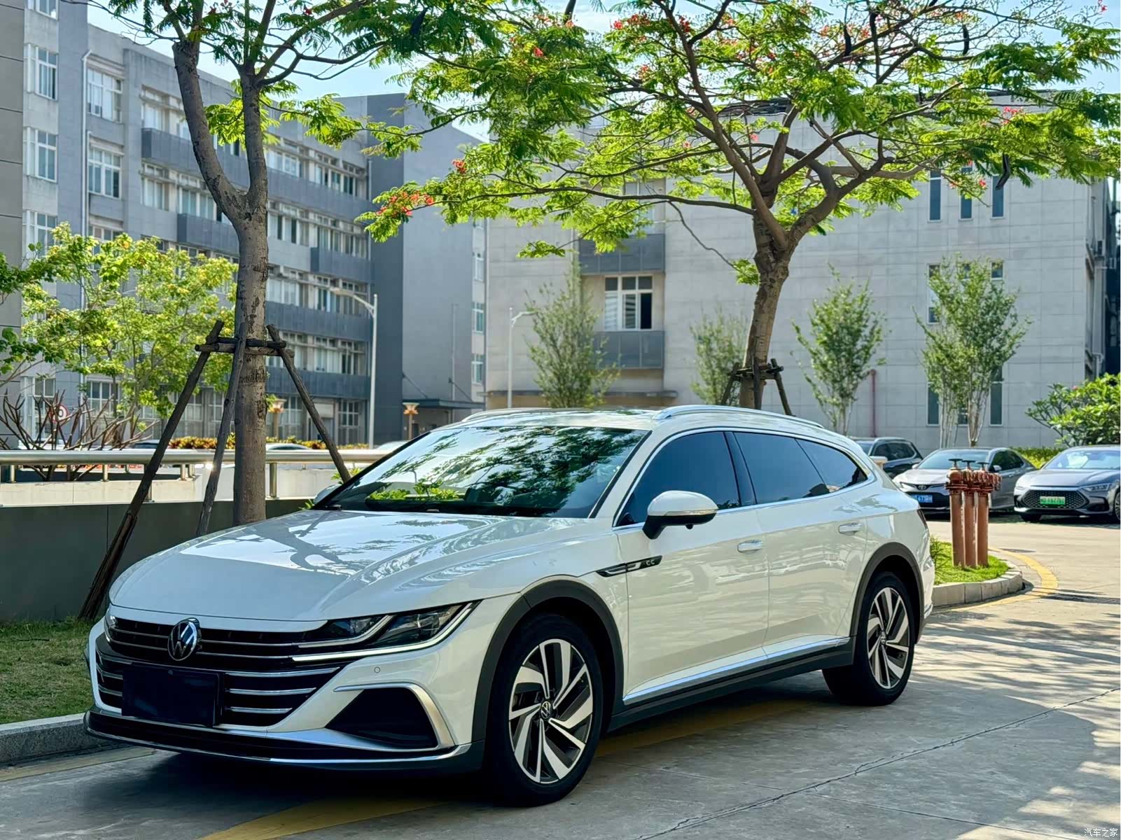 Volkswagen CC, 2025 1