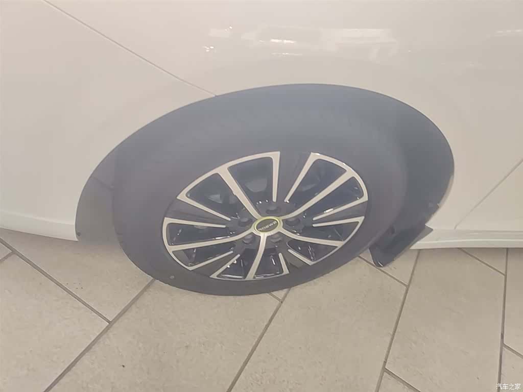 Roewe i5, 2021 23