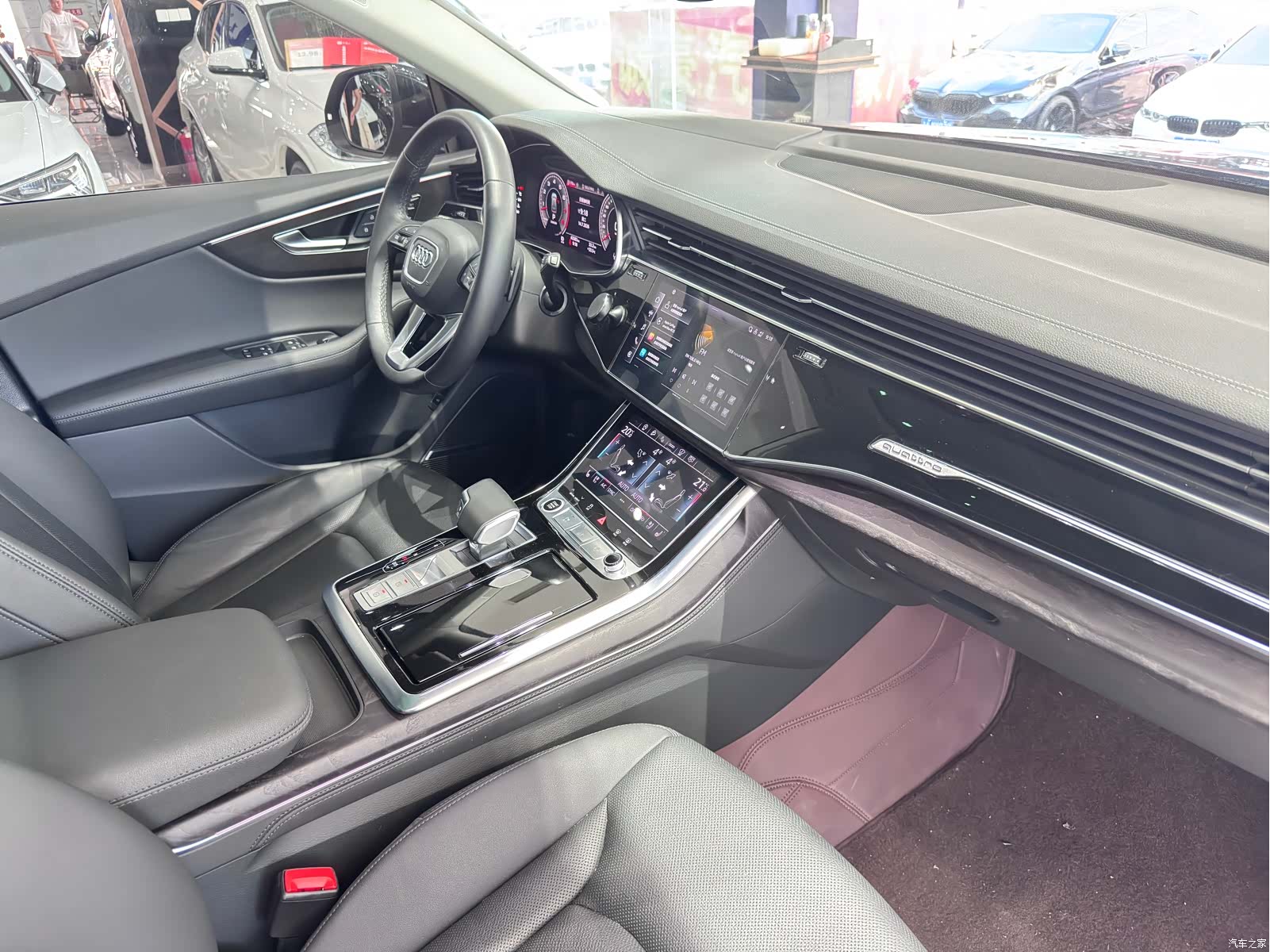 Audi Q8, 2024 12