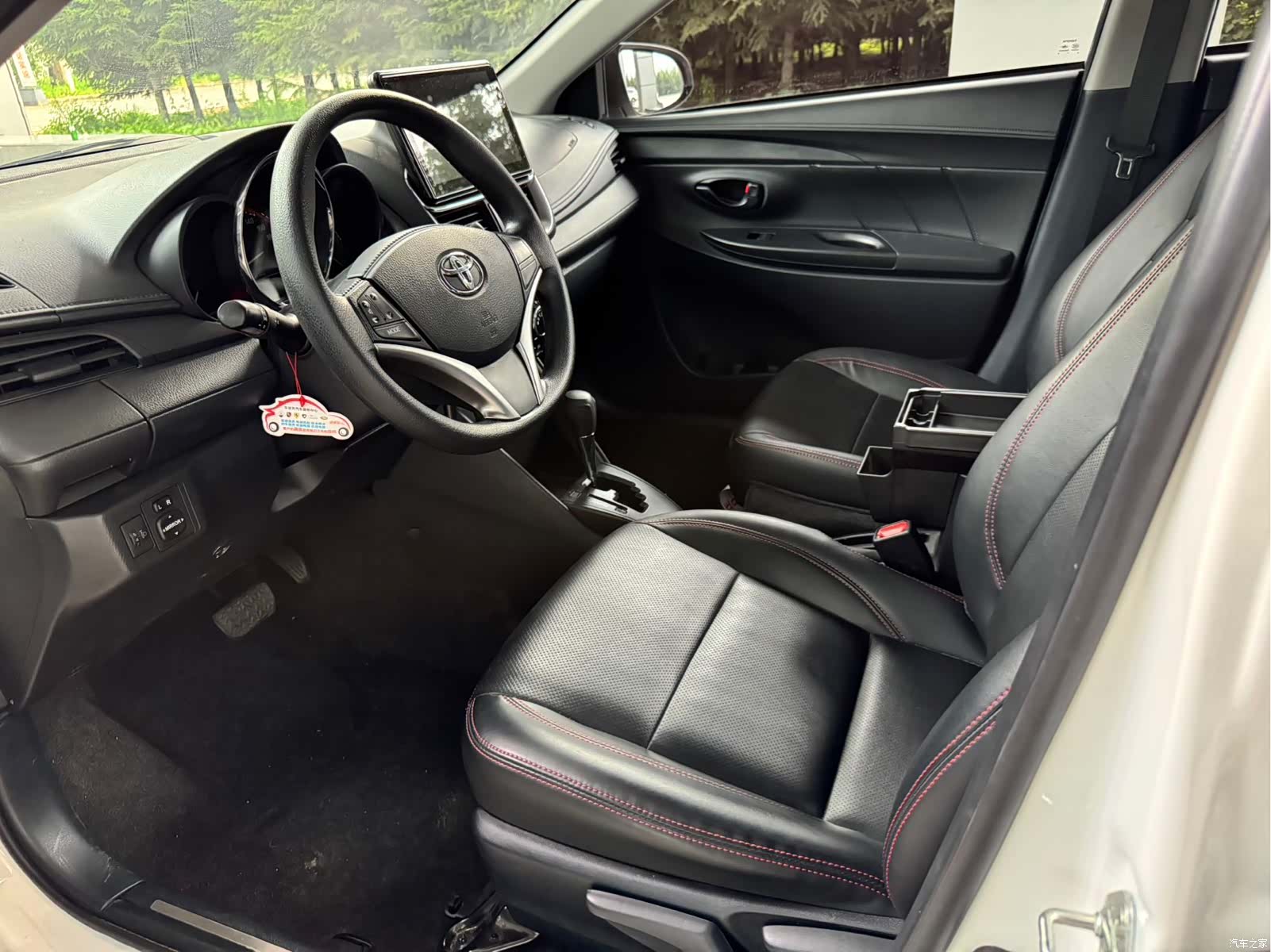 Toyota YARiS L, 2022 7