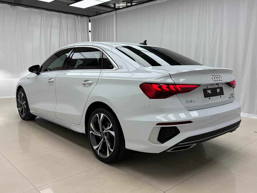 Audi A3 2022, фото 4