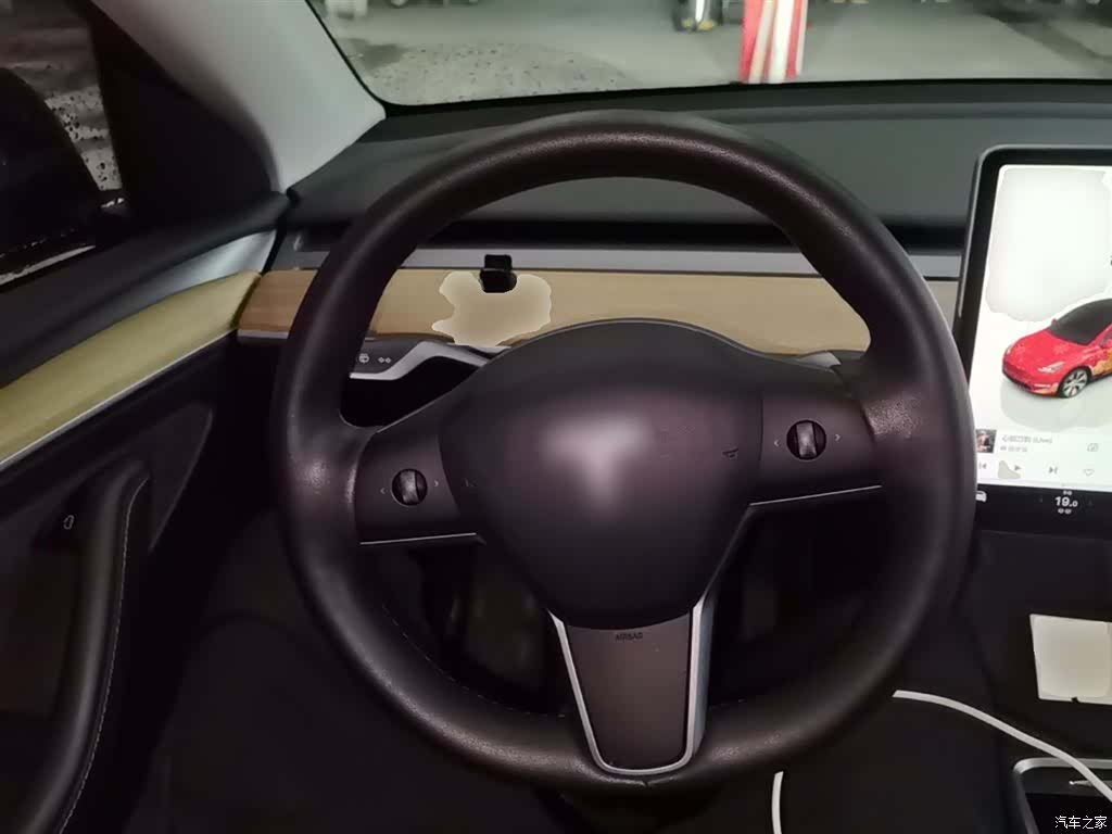 Tesla Model Y, 2022 11