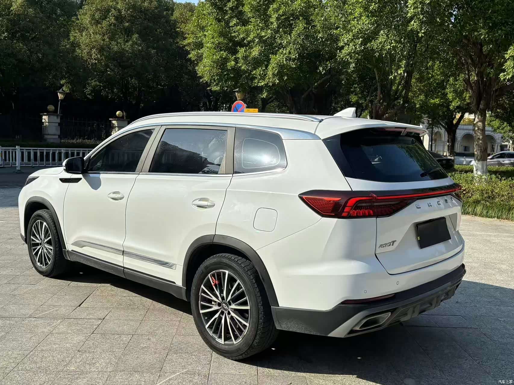 Chery Tiggo 8, 2023 13