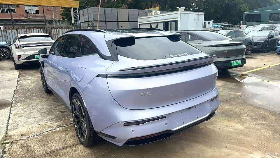 Zeekr 007, 2025 9