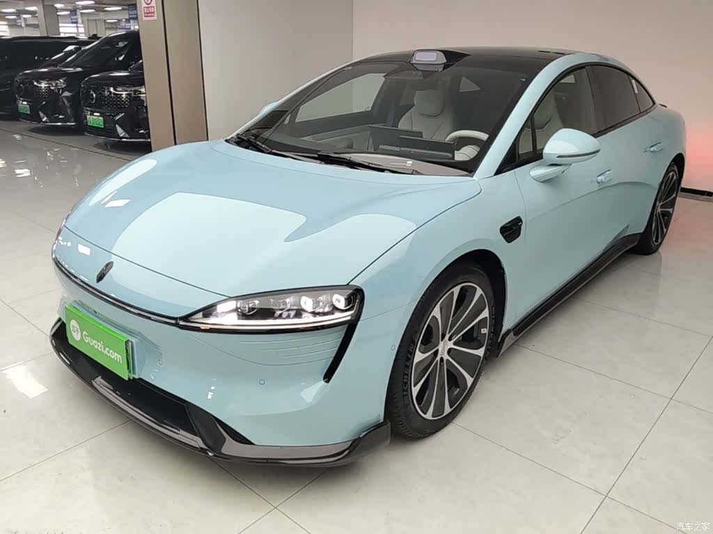 Luxeed S7, 2025 1