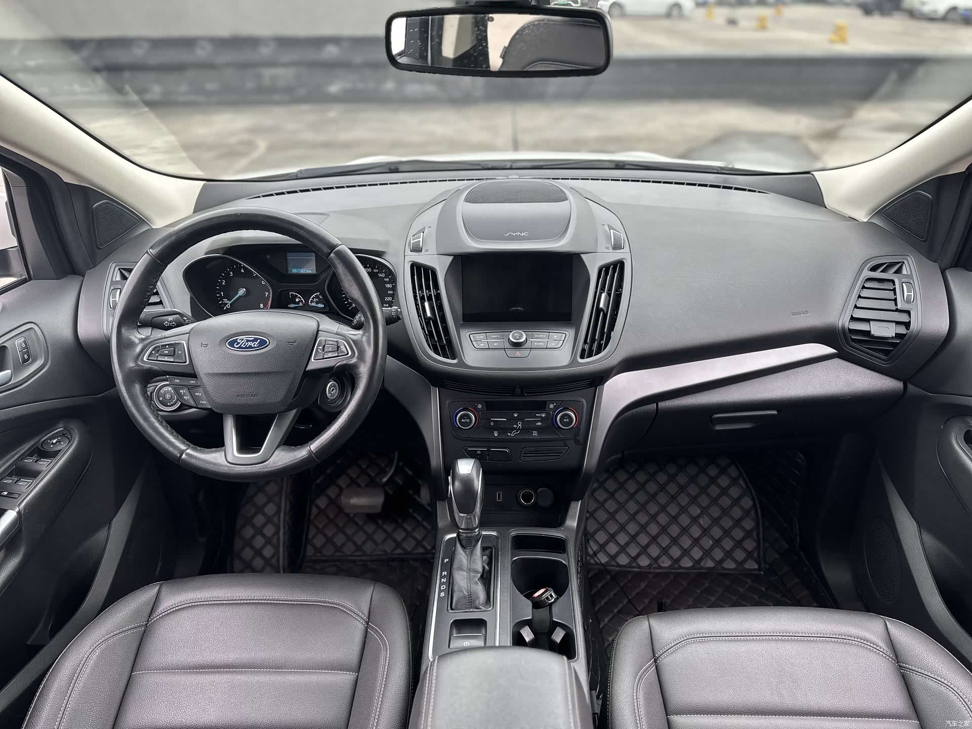 Ford Kuga, 2021 11