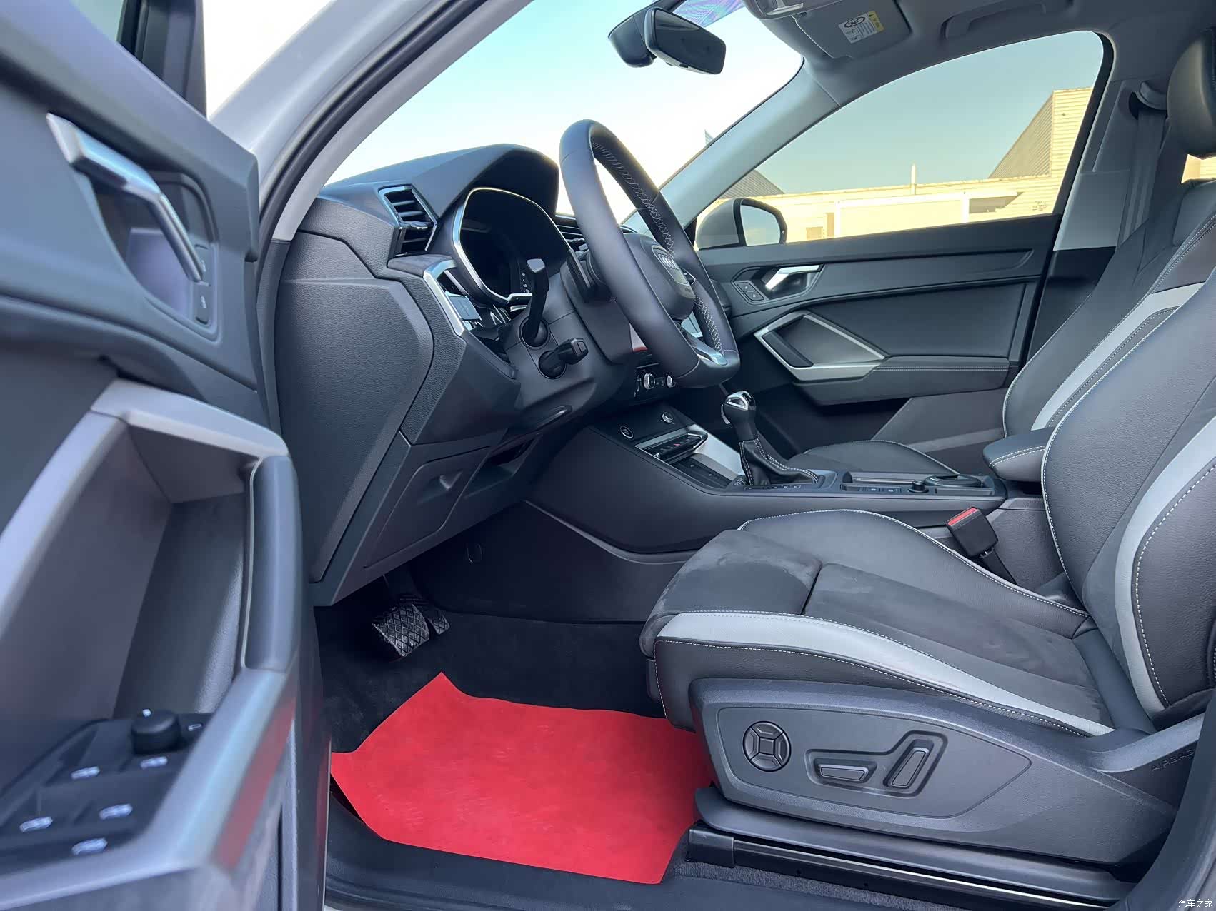 Audi Q3, 2022 8