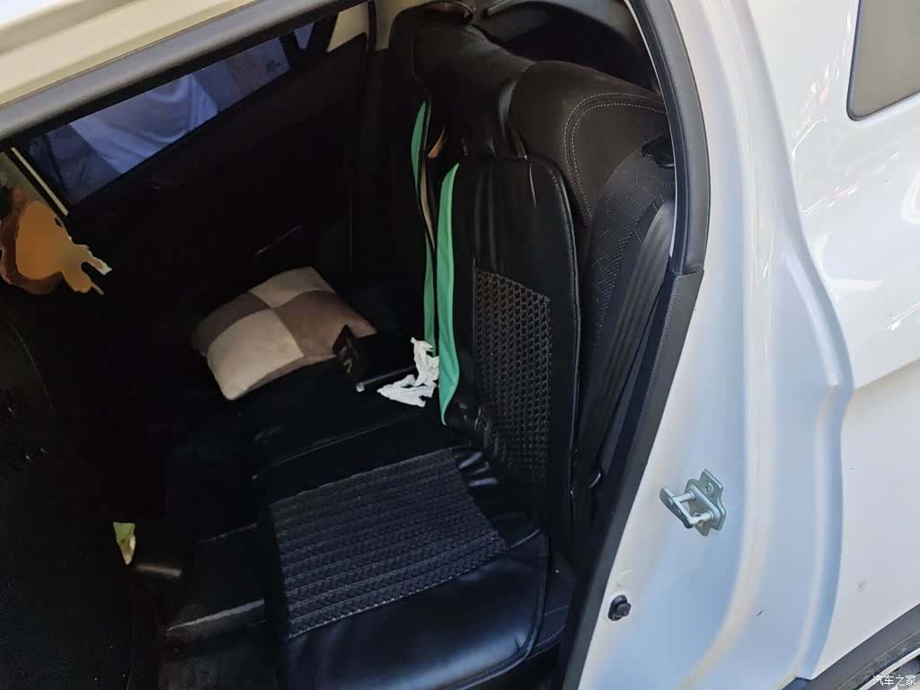 Wuling 310, 2018 18