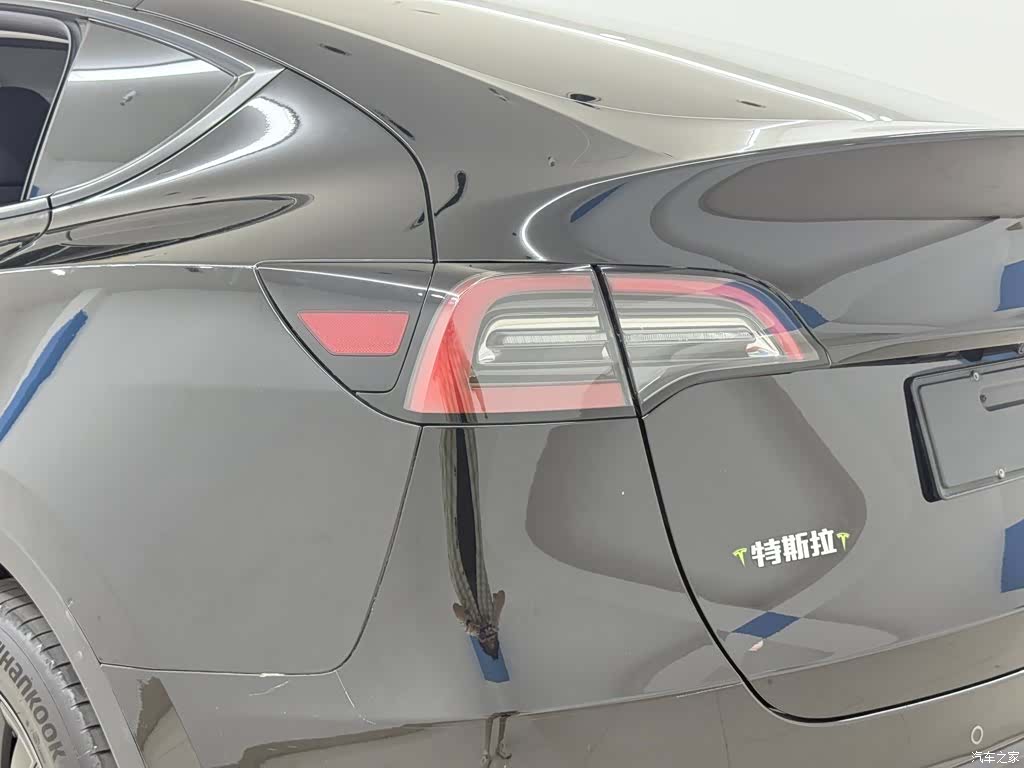 Tesla Model Y, 2024 6