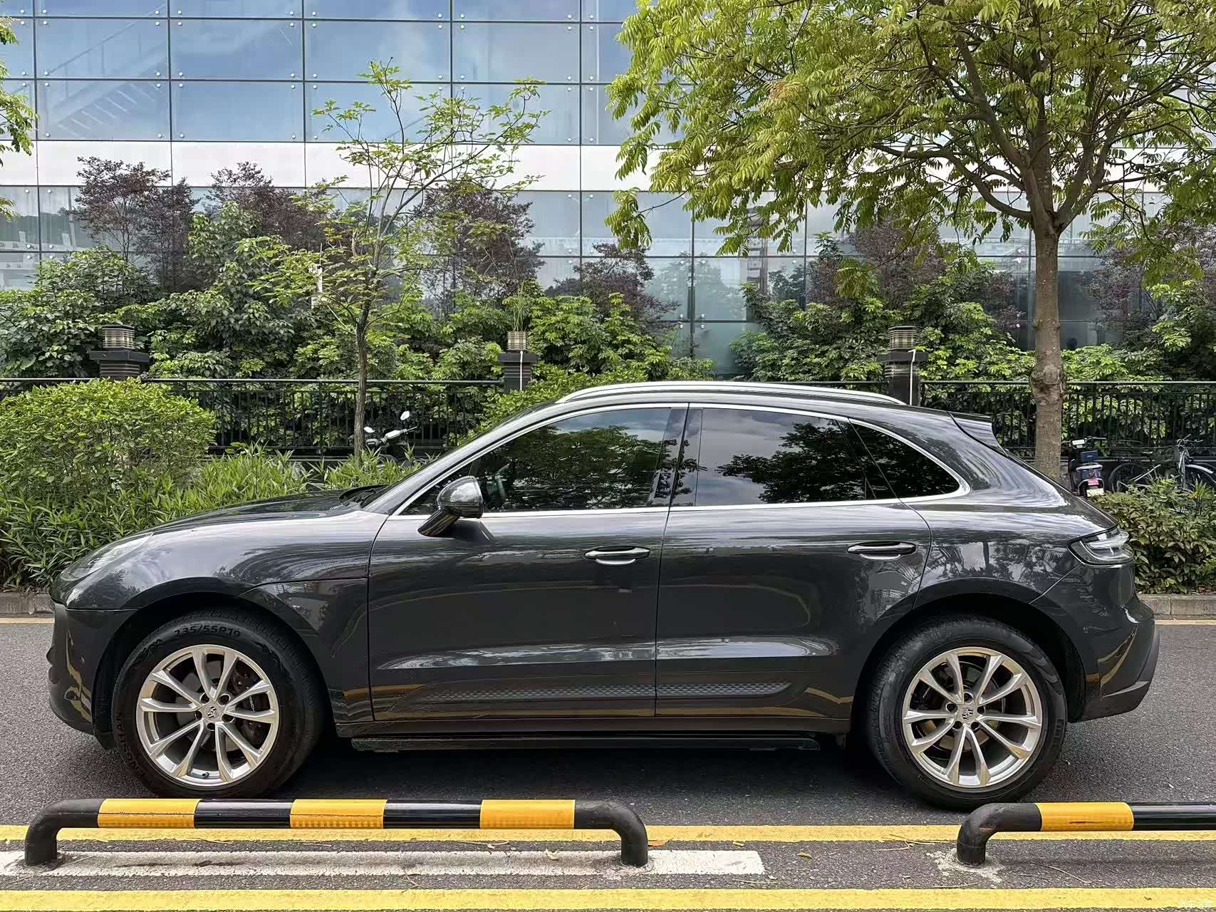 Porsche Macan, 2022 10