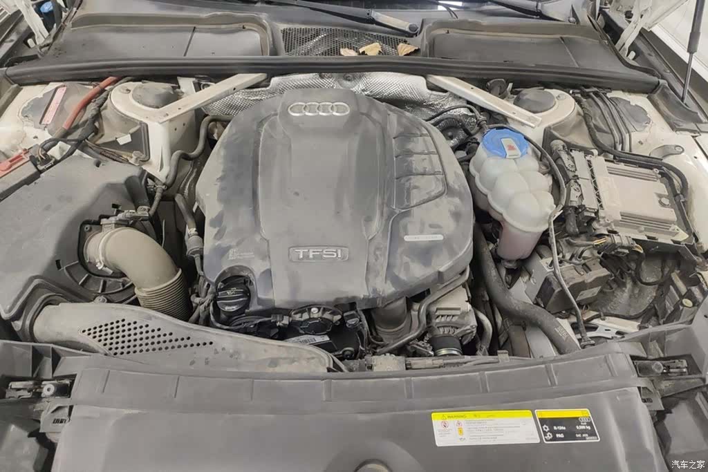 Audi A4L, 2018 10