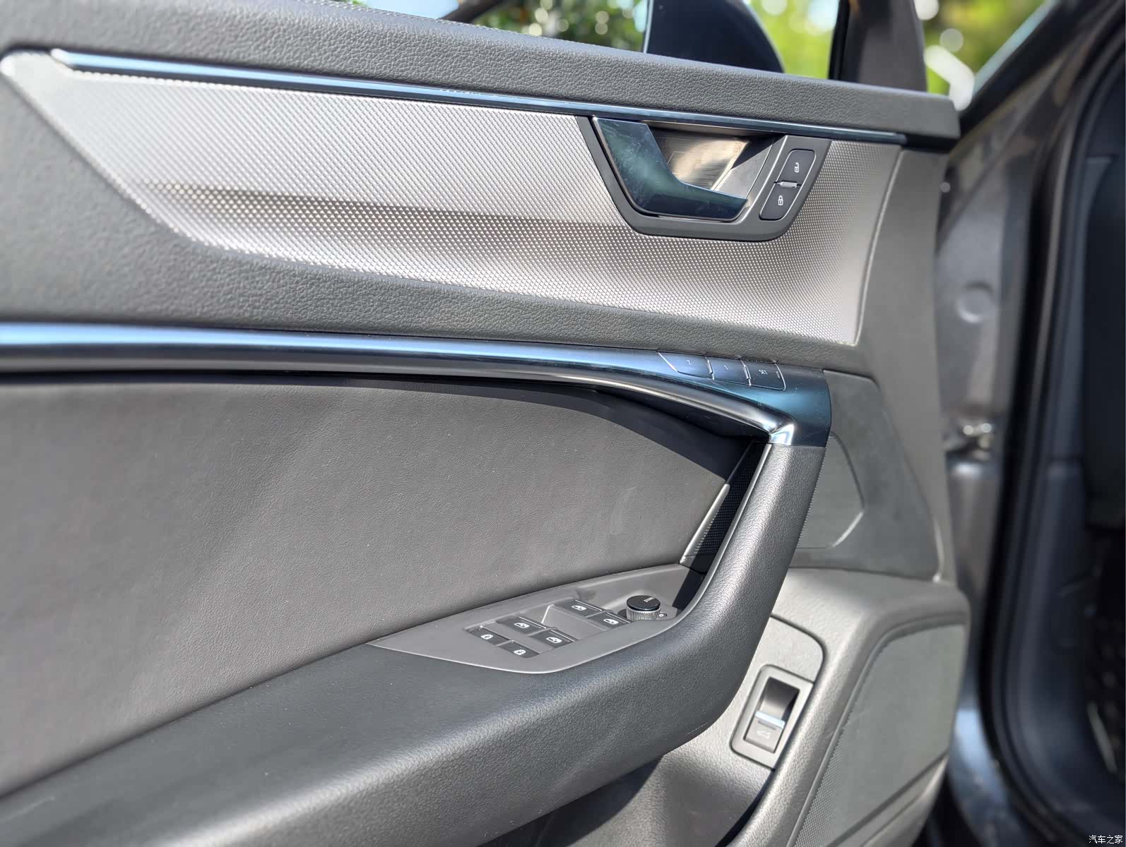 Audi A6L, 2021 15