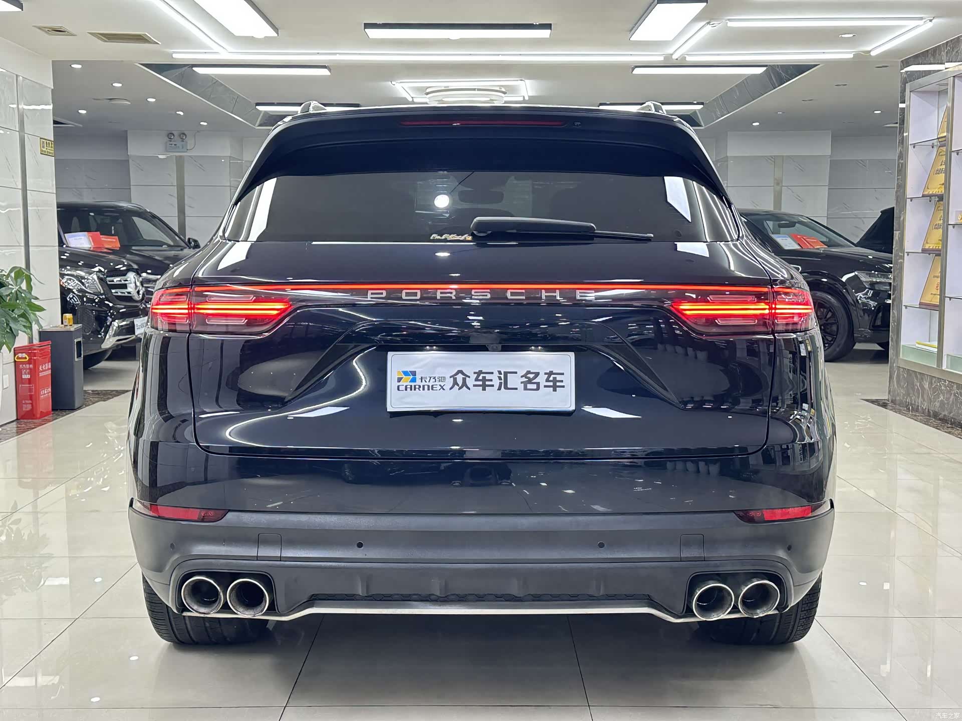 Porsche Cayenne, 2018 все фото