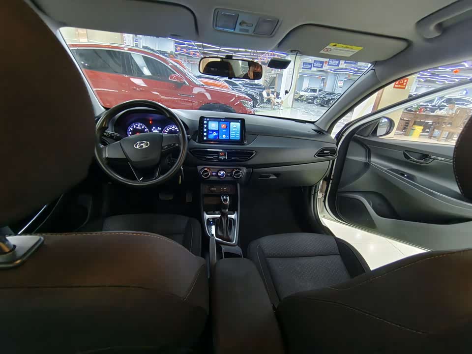 Hyundai Yuedong