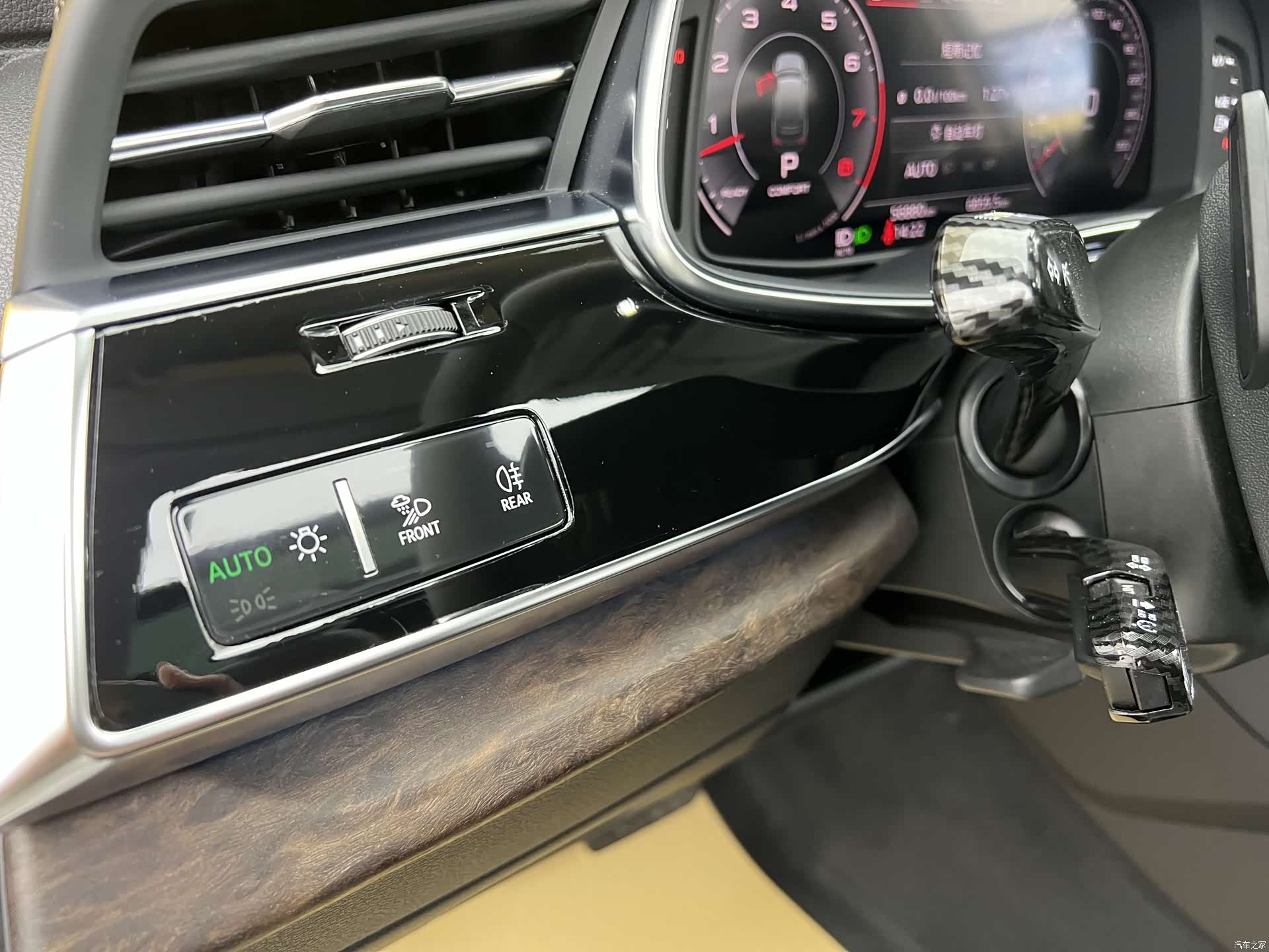 Audi Q7, 2023 7