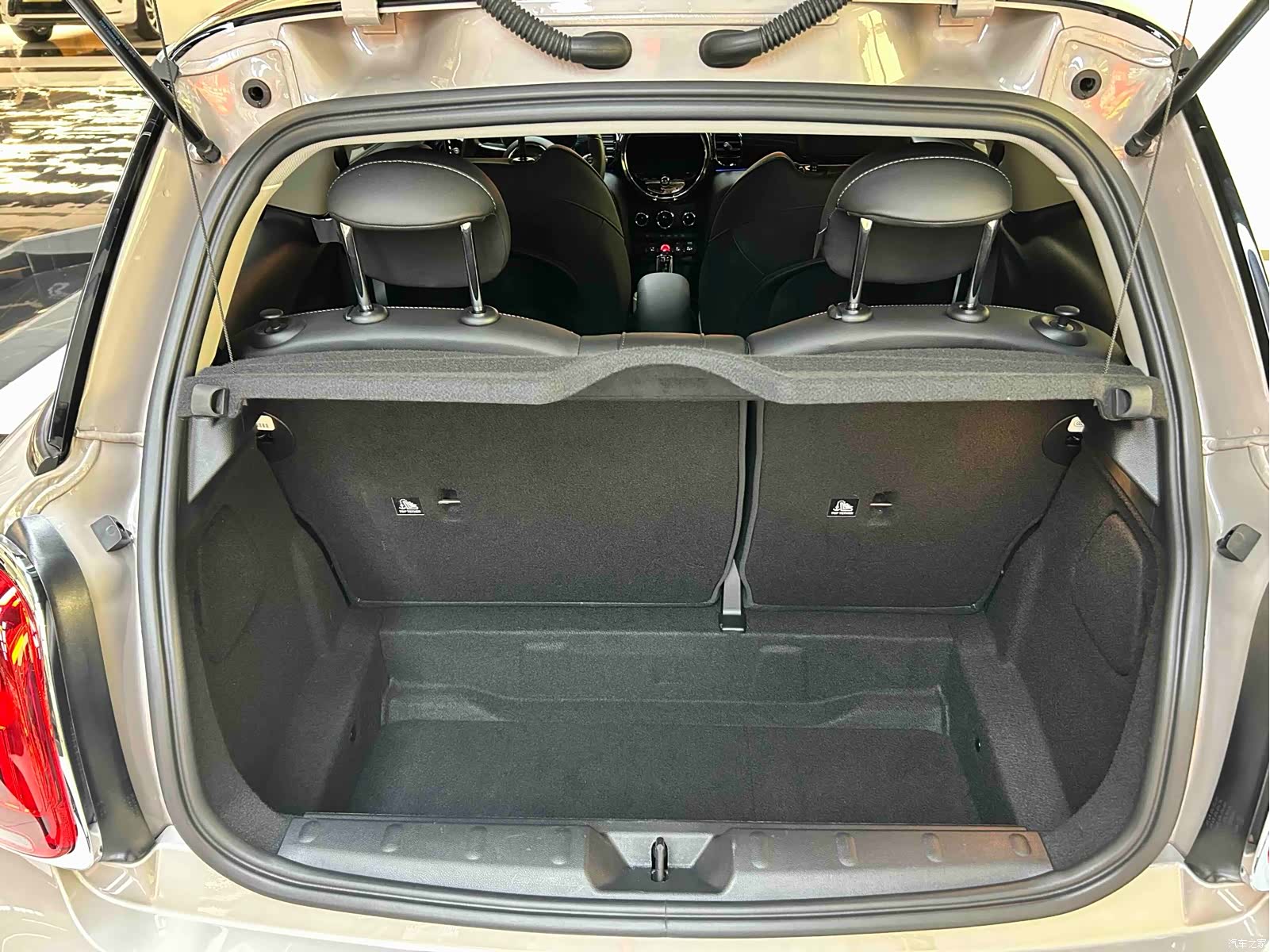 Mini Cooper, 2023 16
