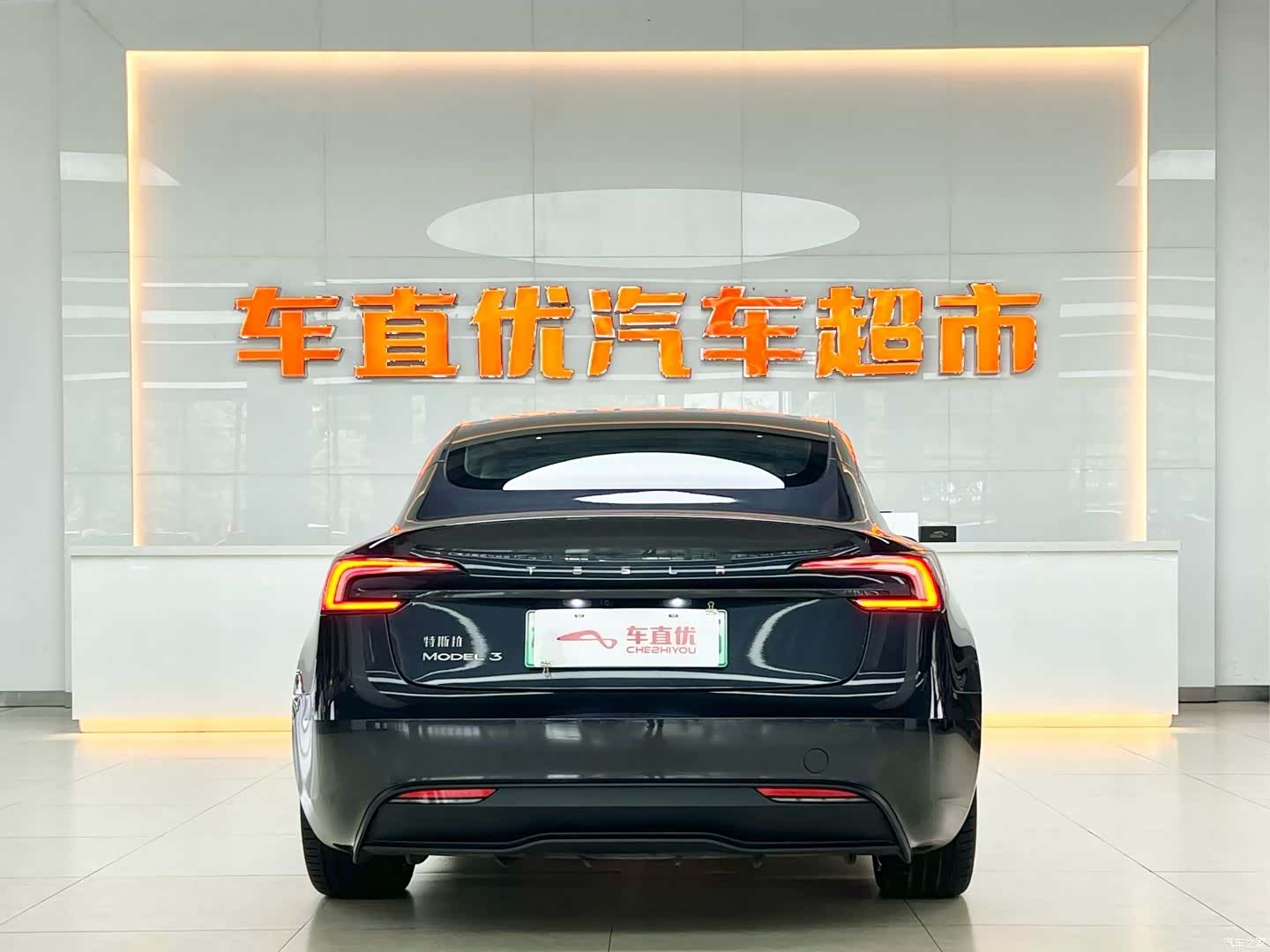 Tesla Model 3, 2025 6