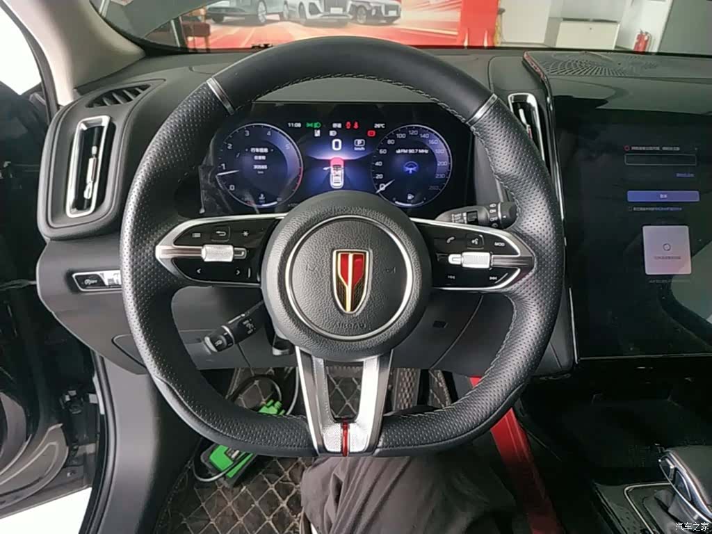 Hongqi HS3, 2024 11