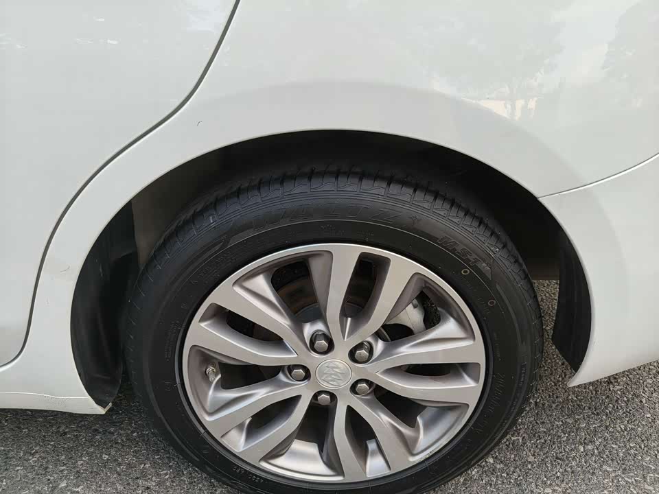 Buick Yinglang Buick Yinglang