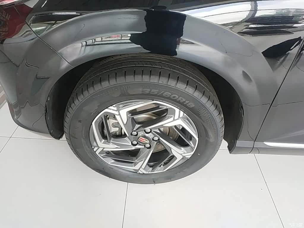 Hongqi HS3, 2024 23
