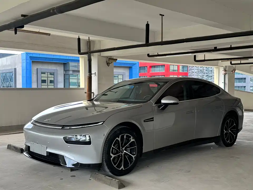 XPENG P7