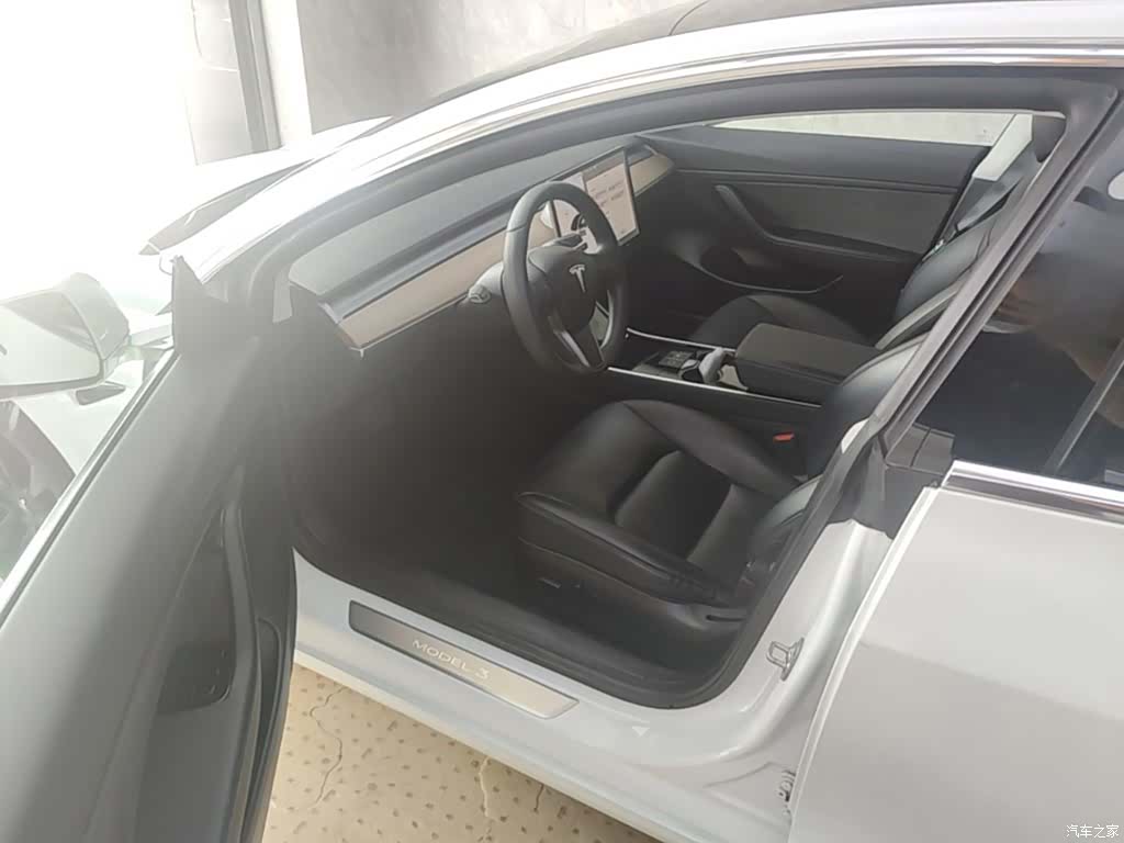 Tesla Model 3, 2020 16