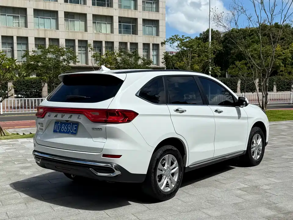 Haval M6