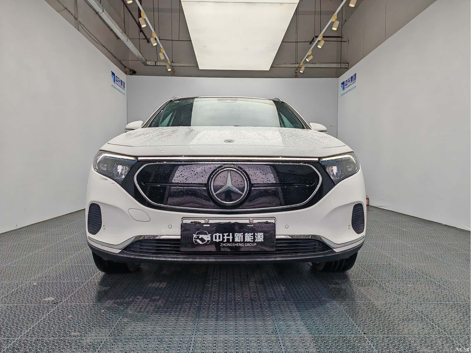 Mercedes-Benz EQA, 2023 2